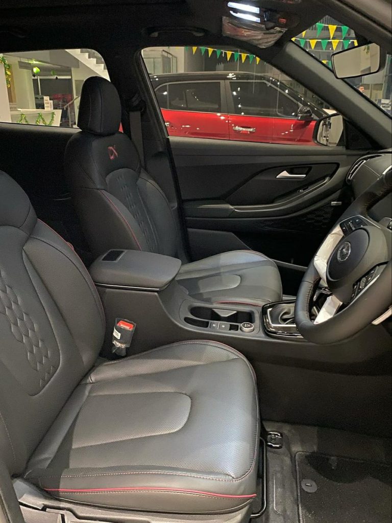 Interior Hyundai Creta Alpha 2024 Indonesia Black 2