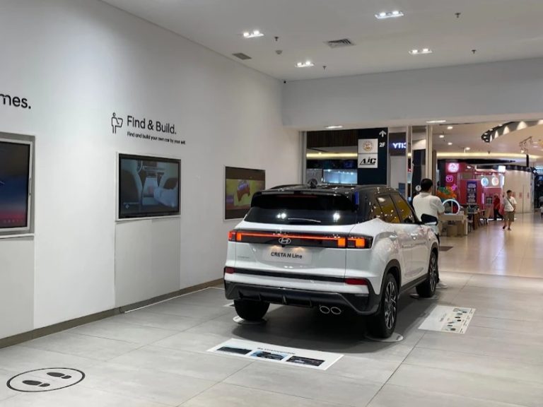 Showroom Hyundai AEON Mall JGC Jakarta Garden City Indonesia 3